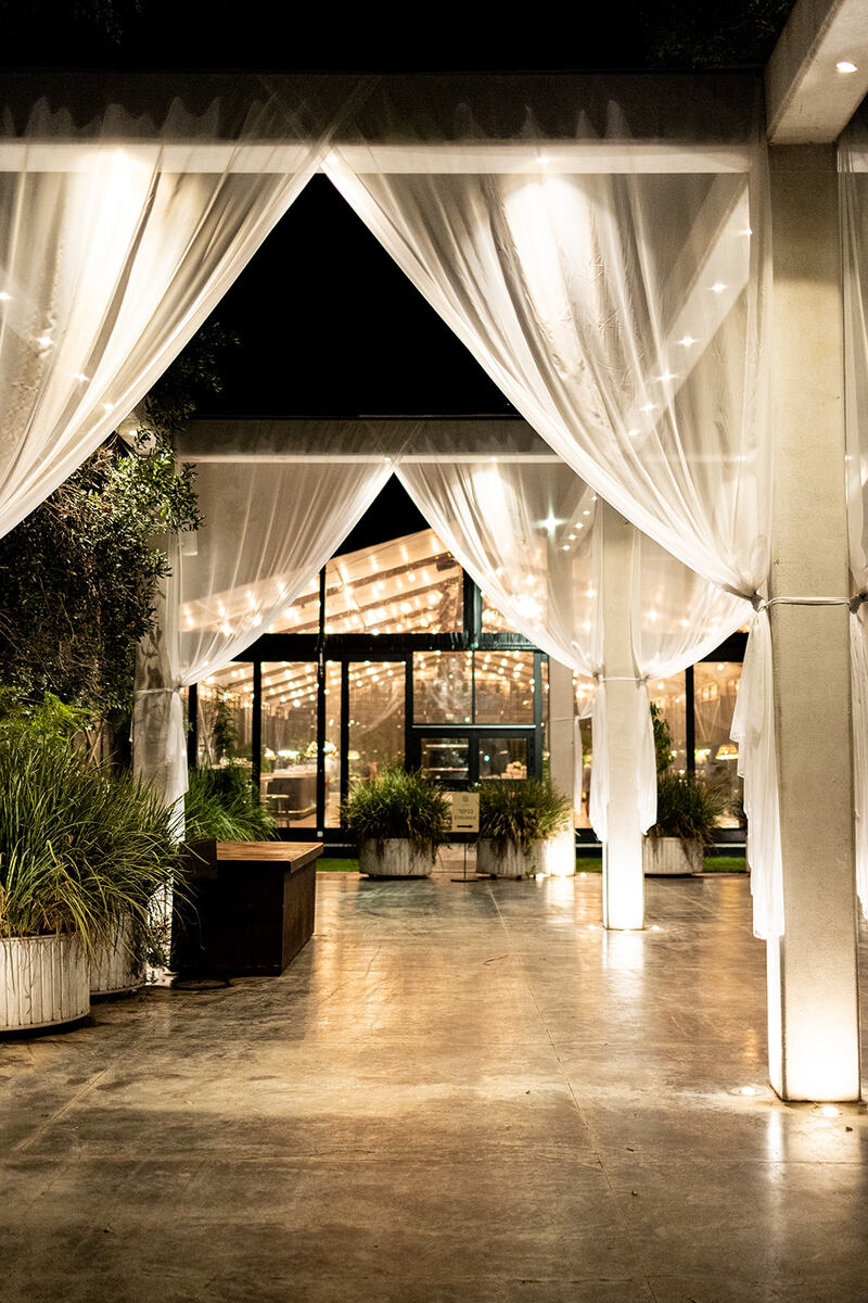 Bar & Liel